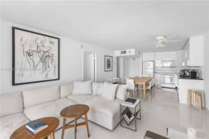 345 Ocean Dr APT 607, Miami Beach, FL 33139, - MLS#A11987474