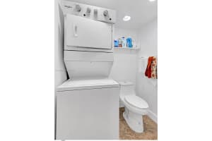 9240 Fontainebleau Blvd 506 Miami, FL 33172 - MLS#A11987506