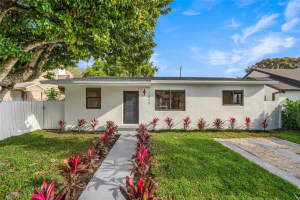 1017 Nw 47th St, Miami 1017 Nw 47th St, Miami