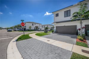 10902 Sw 232nd Ter Homestead, FL 33032 - MLS#A11987576