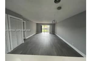 440 Lakeview Dr 202 Weston, FL 33326 - MLS#A11987594