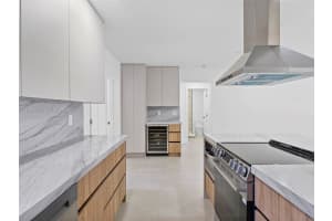 610 Ne 164th Ter North Miami Beach, FL 33162 - MLS#A11987611