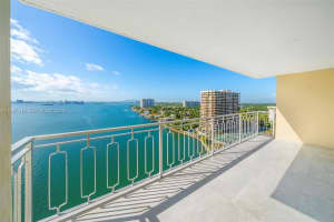 11111 Biscayne Blvd 19d, Miami