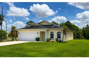 166 Pine Cone Ave, Clewiston