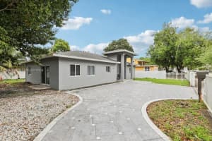 2317 Nw 87th St Miami, FL 33147 - MLS#A11987637