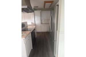 516 Briarwood Cir 1-51 Hollywood, FL 33024 - MLS#A11987639