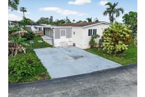 35250 Sw 177th Ct Homestead, FL 33034 - MLS#A11987642
