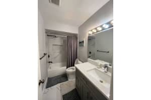 3931 Sw 84th Ter Davie, FL 33328 - MLS#A11987644