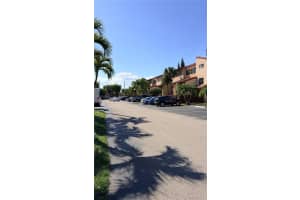 281 Park Dr , Miami, FL 33172 - MLS#A11987687