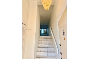 281 Park Dr , Miami, FL 33172 - MLS#A11987687