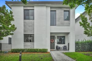 4346 Nw 81st Ave Doral, FL 33166 - MLS#A11987701