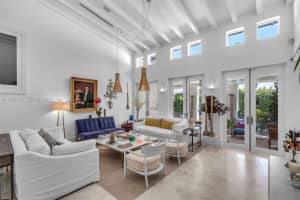 140 Hampton Ln Key Biscayne, FL 33149 - MLS#A11987710