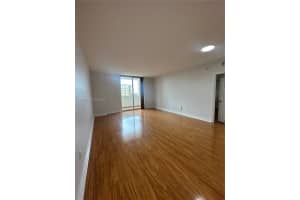 117 42nd Ave , Miami, FL 33126 - MLS#A11987736