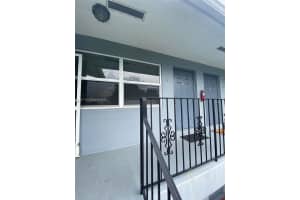 2829 Jackson St 3 Hollywood, FL 33020 - MLS#A11987739