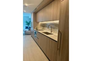 77 5th St , Miami, FL 33131 - MLS#A11987752