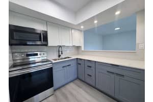 455 Golden Isles Dr 203 Hallandale Beach, FL 33009 - MLS#A11987771