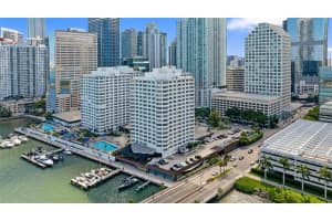 801 Brickell Bay Dr 361, Miami