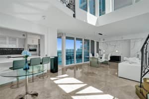 3370 Hidden Bay Dr , Aventura, FL 33180 - MLS#A11987804