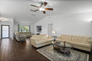 16941 Royal Poinciana Dr Weston, FL 33326 - MLS#A11987816