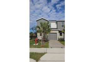1201 Southstation PL , Orlando, FL 32809 - MLS#A11987820