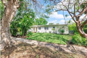 5961 Sw 46th Ter, Miami