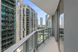 77 Se 5th St 1808 Miami, FL 33131 - MLS#A11987854