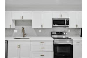 932 Mandarin Isle 1 Fort Lauderdale, FL 33315 - MLS#A11987857