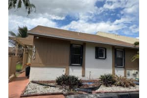 1419 Yellowthroat St Homestead, FL 33035 - MLS#A11987863