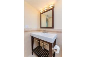 545 SE 12th St APT 305, Dania Beach, FL 33004, - MLS#A11987891