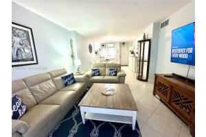 1950 S Ocean Dr 2c Hallandale Beach, FL 33009 - MLS#A11987893