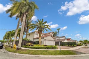 15726 76th Ter , Miami, FL 33193 Sold 06/11/26
