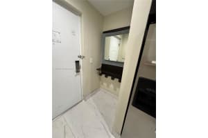 5300 Nw 87th Ave 114 Doral, FL 33178 - MLS#A11987905