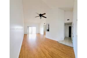 3445 Nw 44th St 204 Oakland Park, FL 33309 - MLS#A11987923