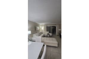 3050 E Sunrise Lakes Dr 302 Sunrise, FL 33322 - MLS#A11987963