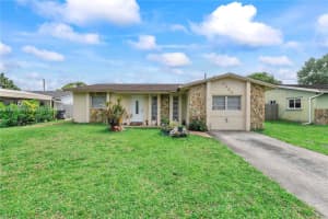 6320 Sherman St , Hollywood, FL 33024 - MLS#A11987996