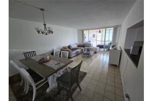 1811 Sabal Palm Dr 408 Davie, FL 33324 - MLS#A11988052