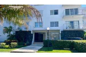 3944 Ne 167th St 106 North Miami Beach, FL 33160 - MLS#A11988054