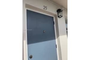 6055 NW 37th St #25, Virginia Gardens, FL 33166, - MLS#A11988057