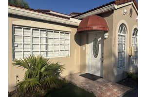 6701 Nw 166th Ter 101 Miami Lakes, FL 33014 - MLS#A11988072