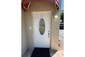 6701 Nw 166th Ter 101 Miami Lakes, FL 33014 - MLS#A11988072