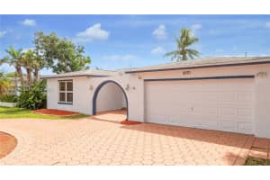 8970 Johnson St , Pembroke Pines, FL 33024 - MLS#A11988081