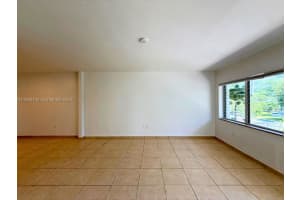 1176 Marseille Dr 2, Miami Beach