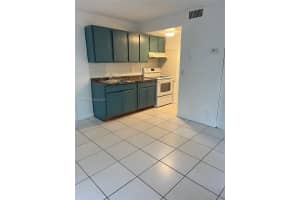 2034 Nw 43rd Ter 3 Lauderhill, FL 33313 - MLS#A11988104