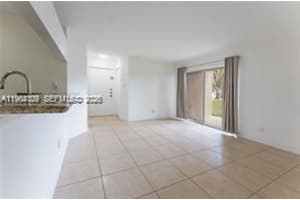 10521 SW 157th Pl APT 102, Miami, FL 33196, - MLS#A11988109