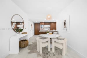 5875 Collins Ave 906 Miami Beach, FL 33140 - MLS#A11988116