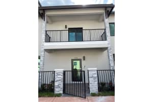 4227 NW 83rd Ave, Doral, FL 33166, - MLS#A11988128