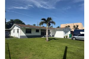 1141 Nw 41st Ter Lauderhill, FL 33313 - MLS#A11988149