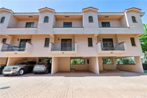 231 Majorca Ave APT F, Coral Gables, FL 33134, - MLS#A11988155
