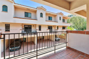 231 Majorca Ave APT F, Coral Gables, FL 33134, - MLS#A11988155