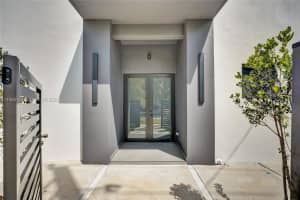 2421 16th terrace , Miami, FL 33145 - MLS#A11988172